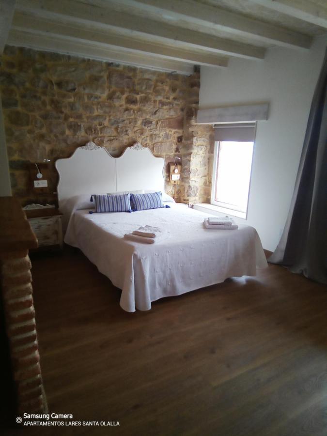 Apartamentos Lares Santa Olalla  Exteriör bild